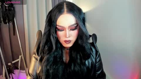Snapshot of yourfiercemistress chatting on September 9, 10:19 pm not into STINGY and CHEAP people online show from September 9, 10:19 pm