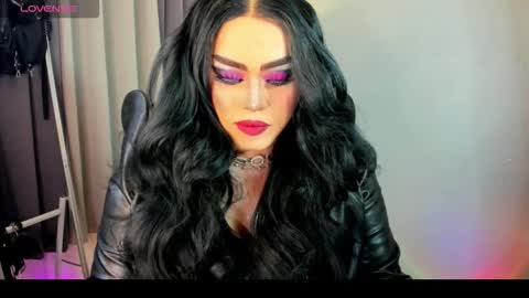 Snapshot of yourfiercemistress chatting on September 19, 10:59 pm not into STINGY and CHEAP people online show from September 19, 10:59 pm