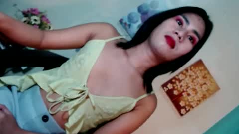 Snapshot of yourhottie_winxxx chatting on January 13, 4:08 pm Mauie online show from January 13, 4:08 pm