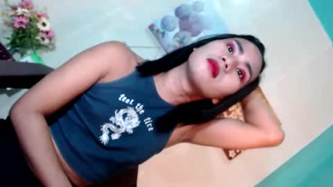 Snapshot of yourhottie_winxxx chatting on January 15, 11:51 pm Mauie online show from January 15, 11:51 pm