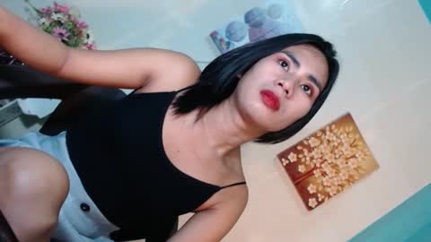 Snapshot of yourhottie_winxxx chatting on January 17, 5:32 am Mauie online show from January 17, 5:32 am