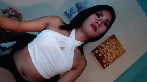 Snapshot of yourhottie_winxxx chatting on January 18, 6:15 pm Mauie online show from January 18, 6:15 pm