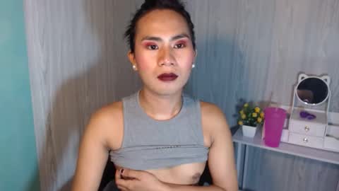 Snapshot of yourhottie_winxxx chatting on March 3, 8:39 pm Mauie online show from March 3, 8:39 pm