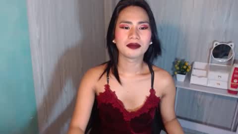 Snapshot of yourhottie_winxxx chatting on March 7, 6:36 pm Mauie online show from March 7, 6:36 pm