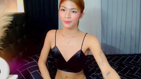 Snapshot of yourlady_francine chatting on September 23, 6:47 pm yourlady_francine online show from September 23, 6:47 pm