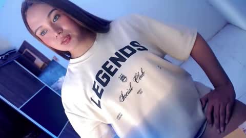 PEARL online show from October 18, 3:54 am