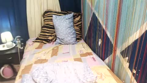 Snapshot of yoursexdivaxxx chatting on December 31, 1:57 am Nica Trocio online show from December 31, 1:57 am