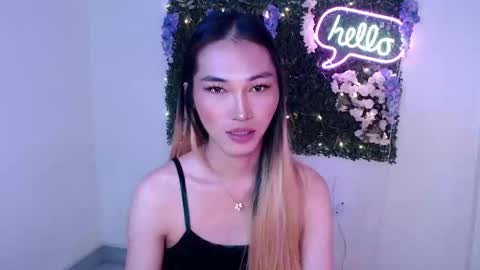    online show from December 18, 11:40 pm