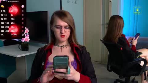 Yuko online show from December 2, 8:12 pm