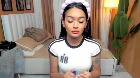 Goddes Renalyn online show from October 14, 9:48 pm