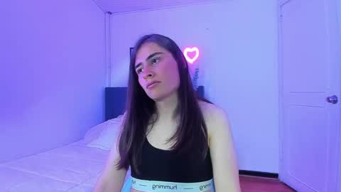 yuna_queen online show from October 8, 2:18 pm