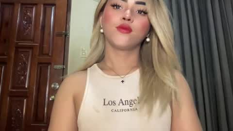 Snapshot of yvonne_guidotti chatting on March 11, 6:19 pm Miss Cali online show from March 11, 6:19 pm