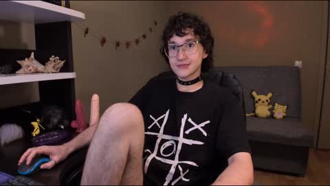 Snapshot of zackstivensen chatting on January 24, 11:45 pm Zachary next stream on monday online show from January 24, 11:45 pm