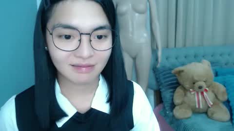 Snapshot of zhaviahale chatting on October 3, 3:28 am im your lovely zhaviabigcock here online show from October 3, 3:28 am