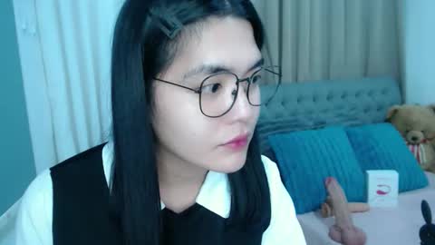 im your lovely zhaviabigcock here online show from November 6, 11:32 am