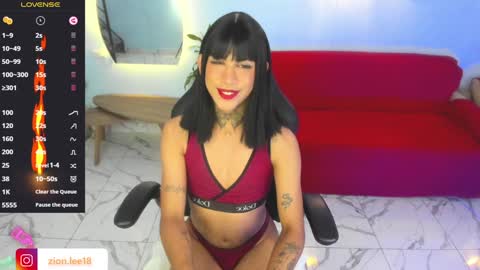 Snapshot of zion__lee chatting on January 24, 8:22 pm Zion online show from January 24, 8:22 pm