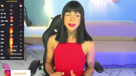 Snapshot of zion__lee chatting on January 28, 8:15 pm Zion online show from January 28, 8:15 pm
