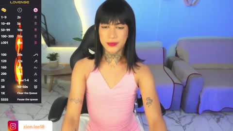 Snapshot of zion__lee chatting on February 13, 7:31 pm Zion online show from February 13, 7:31 pm