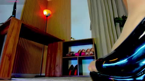 goddess zuly online show from October 11, 4:04 am