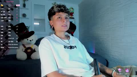 Snapshot of zuryramirez_ chatting on September 10, 8:08 pm Zury Ramirez online show from September 10, 8:08 pm