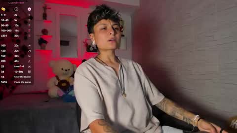 Snapshot of zuryramirez_ chatting on September 18, 12:05 am Zury Ramirez online show from September 18, 12:05 am