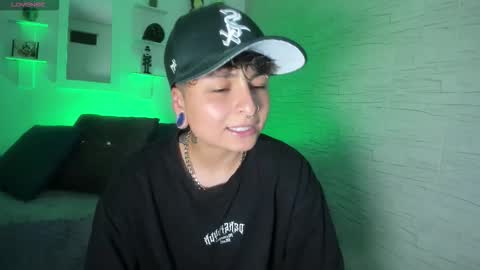 Zury Ramirez online show from October 11, 9:39 pm