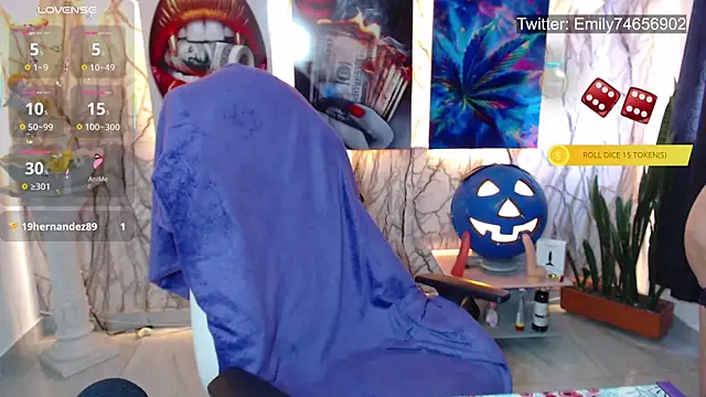 Snapshot of EmiTranny chatting on October 7, 9:16 pm EmiTranny online show from October 7, 9:16 pm