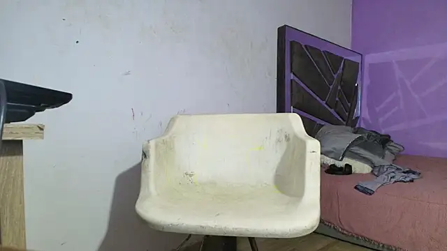 roxana collins online show from October 17, 4:49 am