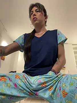 Snapshot of missdirtyhot_ chatting on March 2, 10:26 am missdirtyhot online show from March 2, 10:26 am