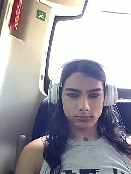 calliemaggotbone online show from June 21, 12:08 pm