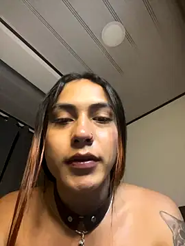 Snapshot of jesica__simpson chatting on September 22, 3:56 am jesica simpson online show from September 22, 3:56 am