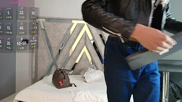 StefanyMiler online show from October 13, 8:20 pm