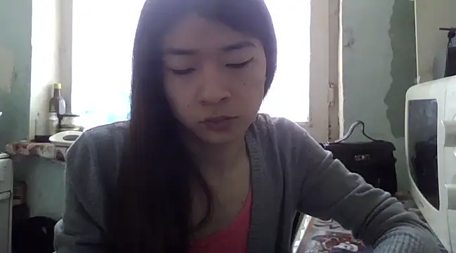 Snapshot of CarlyJoy chatting on March 6, 7:21 am CarlyJoy online show from March 6, 7:21 am