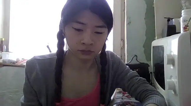 Snapshot of CarlyJoy chatting on March 10, 7:44 am CarlyJoy online show from March 10, 7:44 am