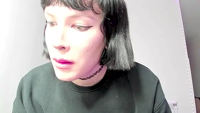 Snapshot of dollmore chatting on January 31, 3:33 pm dollmore online show from January 31, 3:33 pm