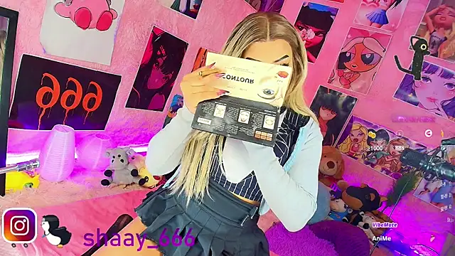 Snapshot of Shayybaby chatting on March 17, 12:58 am Shayybaby online show from March 17, 12:58 am