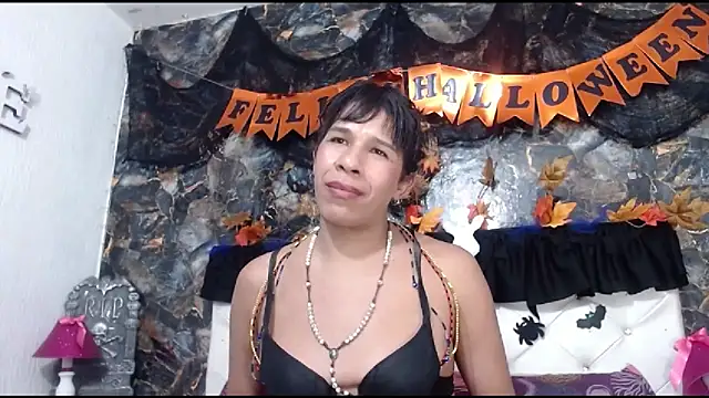 Snapshot of DesireDirtyTS__ chatting on October 8, 8:49 am DesireDirtyTS online show from October 8, 8:49 am