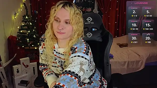 Snapshot of Lori_Myaf chatting on December 27, 2:23 pm Lori Myaf online show from December 27, 2:23 pm