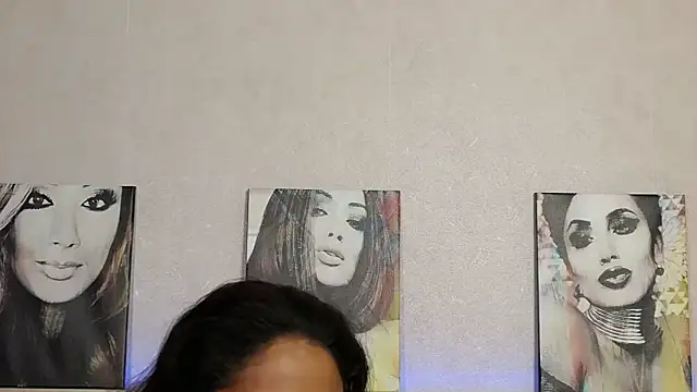 Snapshot of ShanialaFrancaise chatting on December 2, 1:30 pm ShanialaFrancaise online show from December 2, 1:30 pm