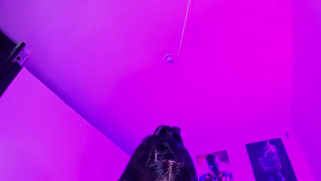 Snapshot of Alahia_Rodriguez chatting on February 22, 11:57 pm Alahia Rodriguez online show from February 22, 11:57 pm