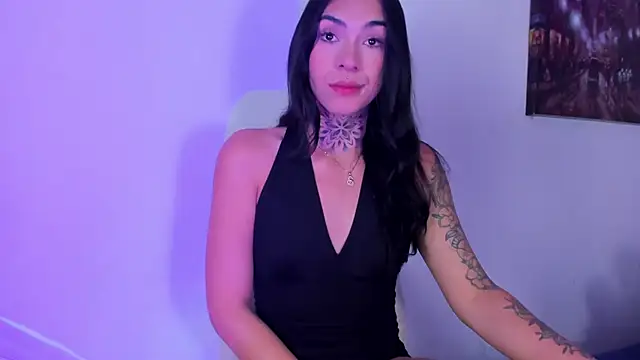 Snapshot of Camila_Coxx chatting on September 24, 7:42 pm Camila Coxx online show from September 24, 7:42 pm