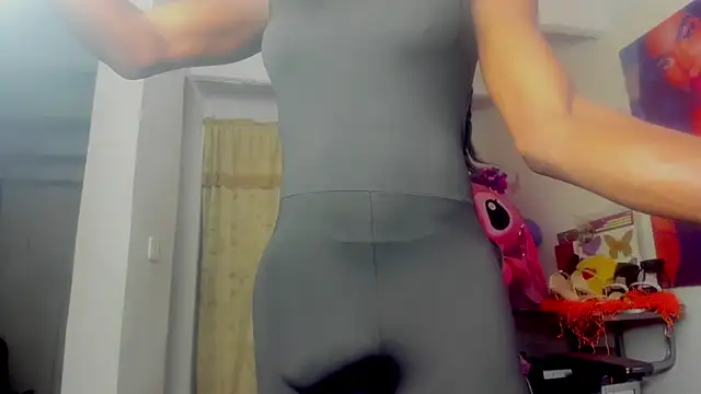 Snapshot of Richchocolatesweet_ chatting on December 15, 3:56 am Richchocolatesweet online show from December 15, 3:56 am