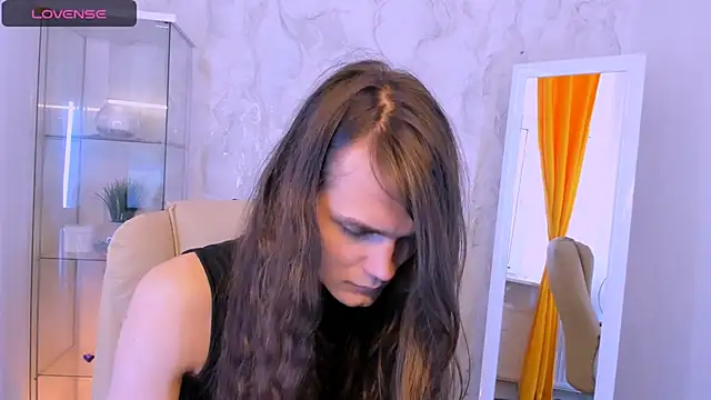 Snapshot of Will_Will_ chatting on September 26, 5:59 am Will Will online show from September 26, 5:59 am