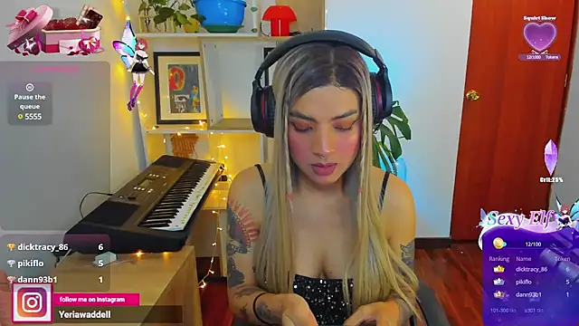 Snapshot of Yeriawaddell_ chatting on December 26, 1:40 am Yeriawaddell online show from December 26, 1:40 am