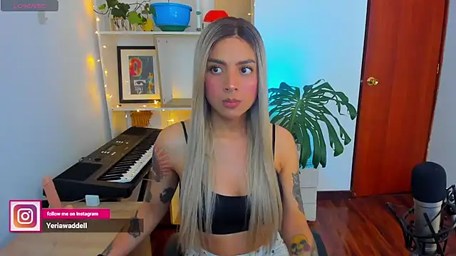 Snapshot of Yeriawaddell_ chatting on December 30, 5:34 pm Yeriawaddell online show from December 30, 5:34 pm