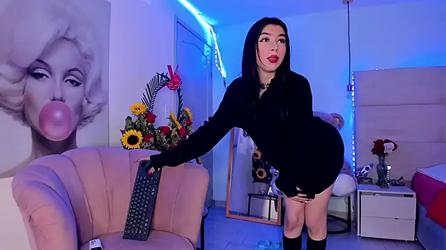 Snapshot of Marily_Daniela_ chatting on January 5, 3:21 am Marily Daniela online show from January 5, 3:21 am