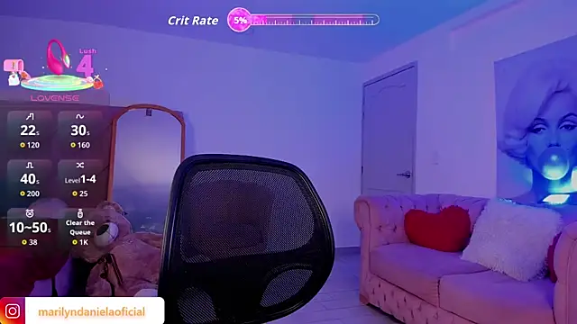 Snapshot of Marily_Daniela_ chatting on October 1, 2:23 am Marily Daniela online show from October 1, 2:23 am