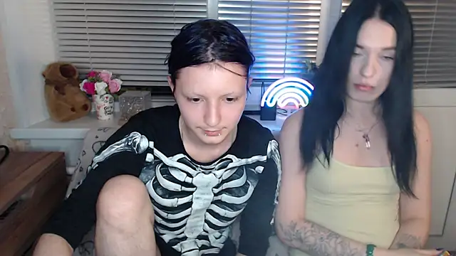 Snapshot of sky9669 chatting on September 24, 4:13 pm sky9669 online show from September 24, 4:13 pm