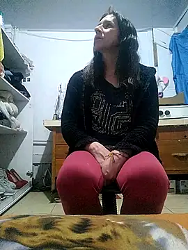 Snapshot of Cameron_puppy chatting on March 3, 5:40 am Cameron puppy online show from March 3, 5:40 am