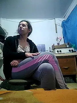 Snapshot of Cameron_puppy chatting on March 6, 4:59 am Cameron puppy online show from March 6, 4:59 am